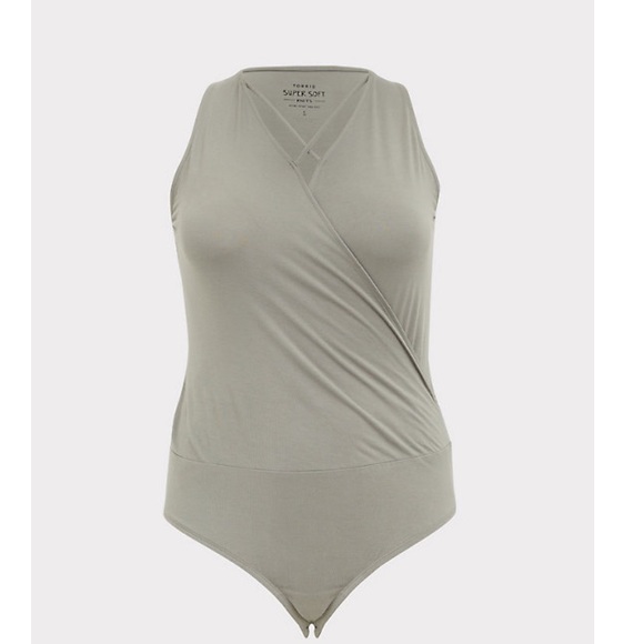 TORRID SUPER SOFT SAGE GREEN CRISSCROSS BODYSUIT 5X - Picture 6 of 9